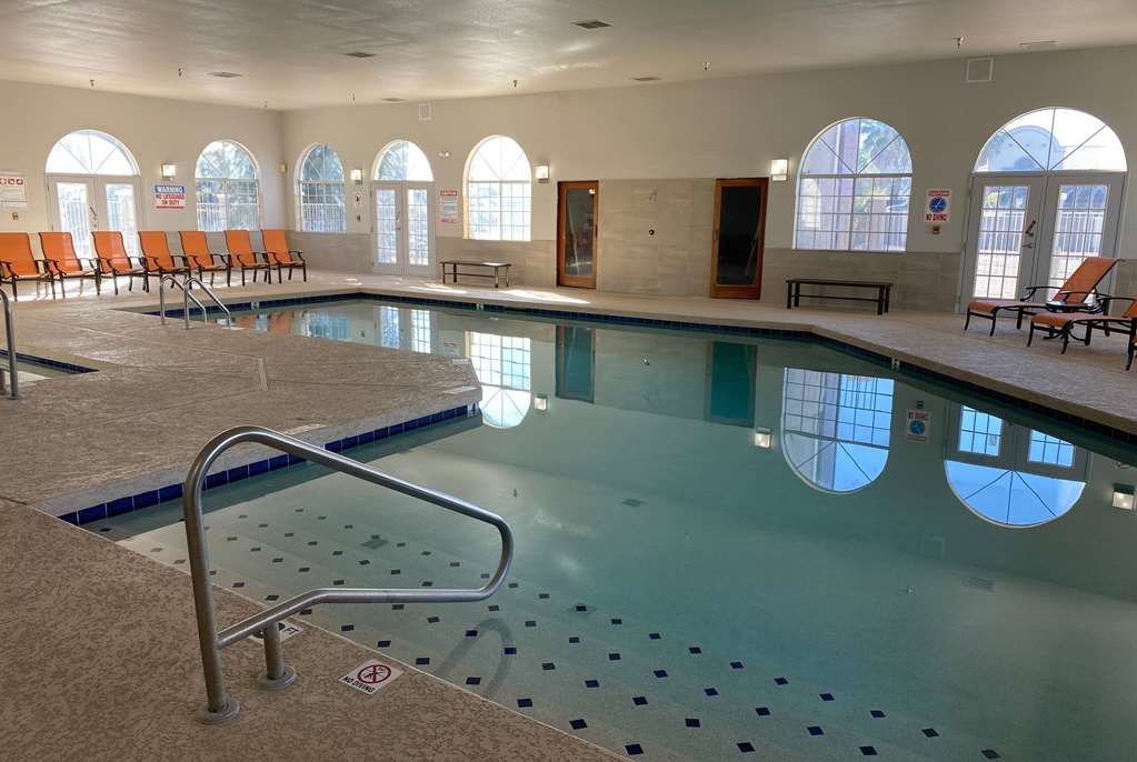 La Quinta Inn & Suites by Wyndham Safford Copper Valley - photo 7