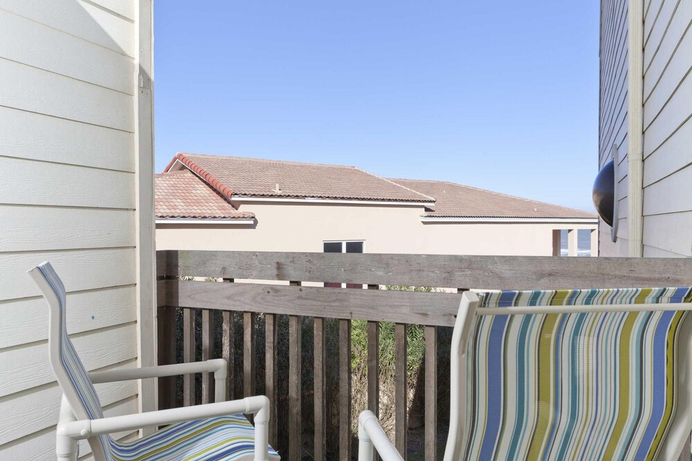 Bahia Mar Solare Tower 6th floor Oceanview Condo 3bd 3ba w Pools - photo 44