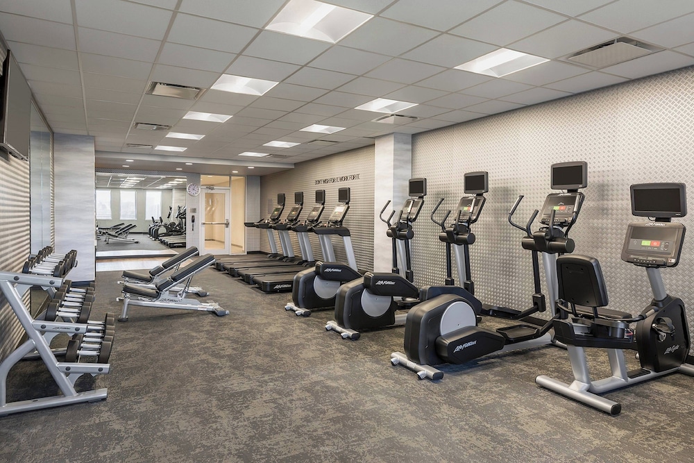 Fairfield Inn & Suites by Marriott Des Moines Downtown - photo 16