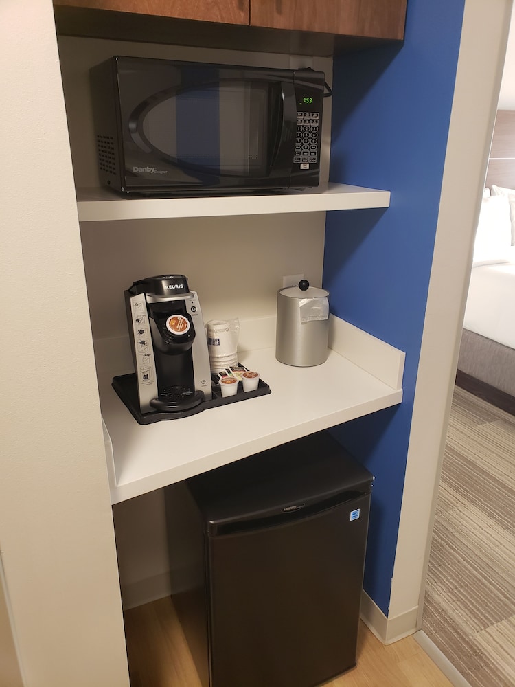 Holiday Inn Express & Suites Brigham City North Utah by IHG - photo 27
