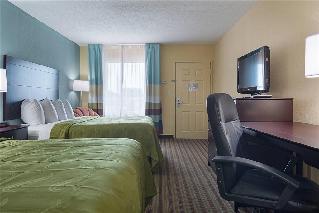 Quality Inn Calhoun North I 75 - photo 9