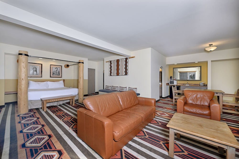 Lodge at Santa Fe - photo 5