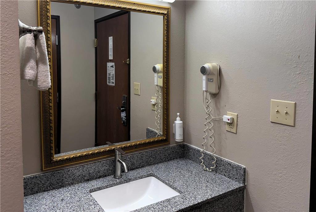 Super 8 by Wyndham Frankfort IN - photo 20