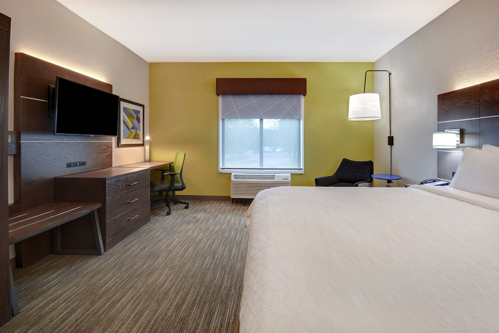 Holiday Inn Express & Suites Smyrna - photo 6
