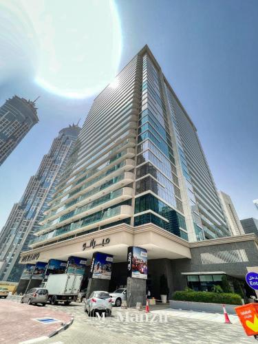 Manzil Elegant 3BHK Prime Location Near Metro Business Bay — 4-Star Luxury Hotel in Dubai, United Arab Emirates