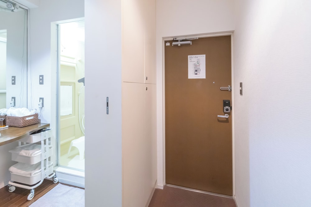 South Point Self Check In Only — 4-Star Luxury Hotel in Osaka, Japan