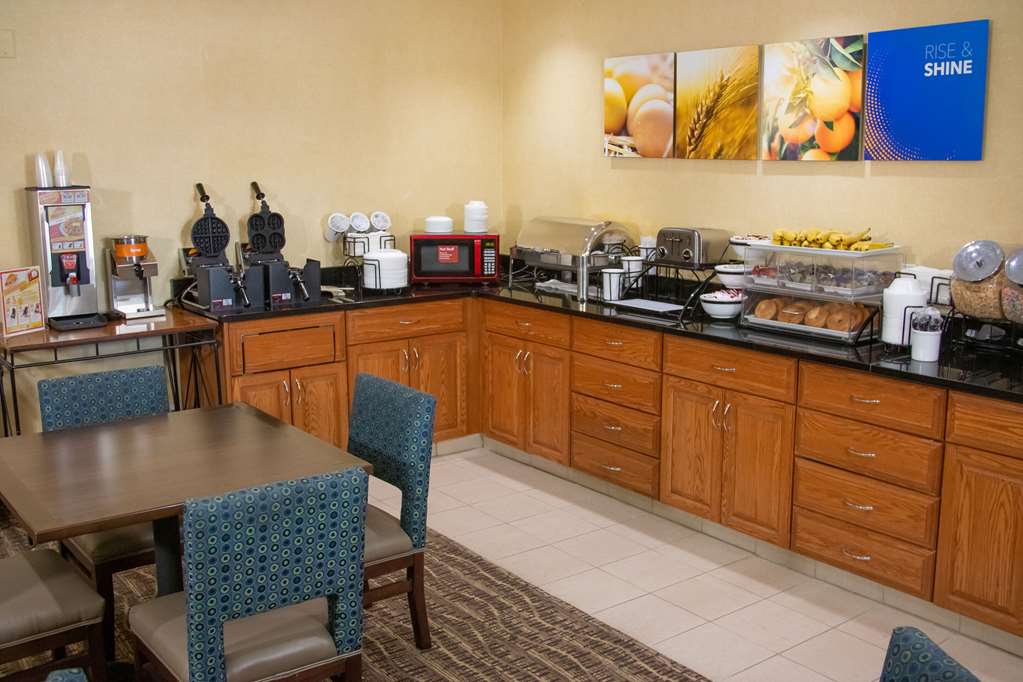 Comfort Inn Sioux City South - photo 44