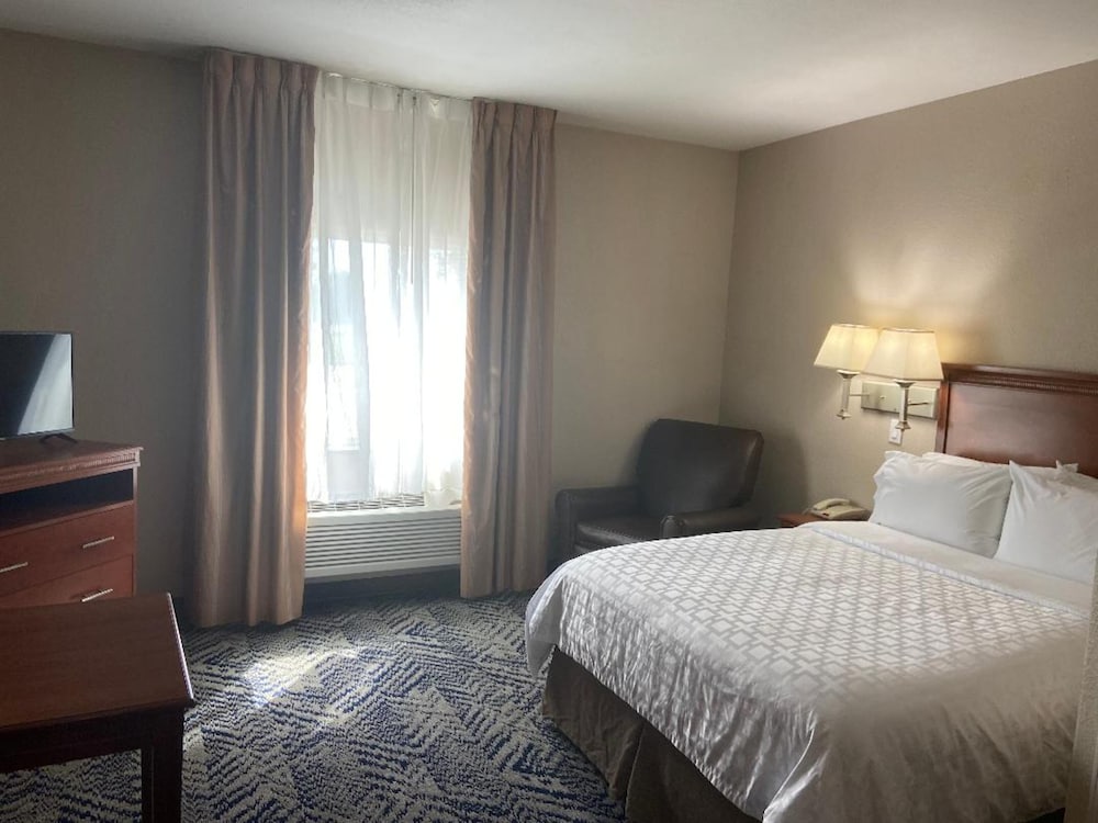 Candlewood Suites La Porte by IHG - photo 8