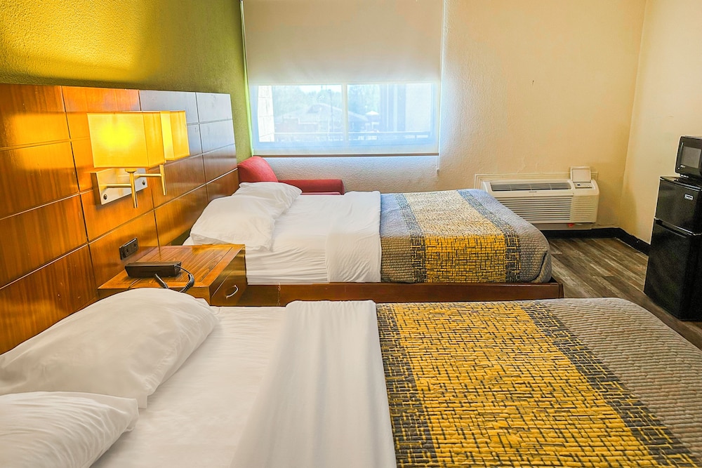 Jackson Hotel & Convention Center - photo 24