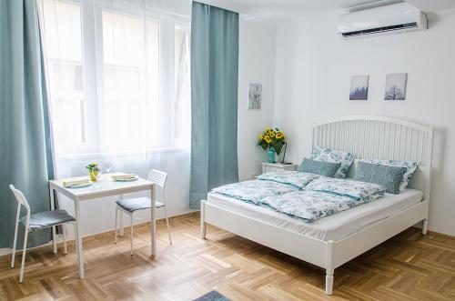 Harrison — 4-Star Luxury Hotel in Budapest, Hungary