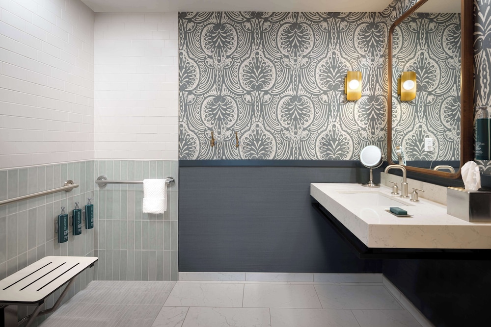 DoubleTree Suites by Hilton Hotel Lexington - photo 41