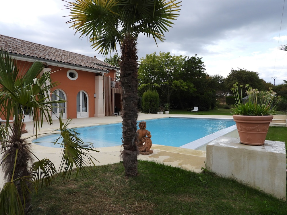 La petite Aiguebonne - last minute hotel in Allex