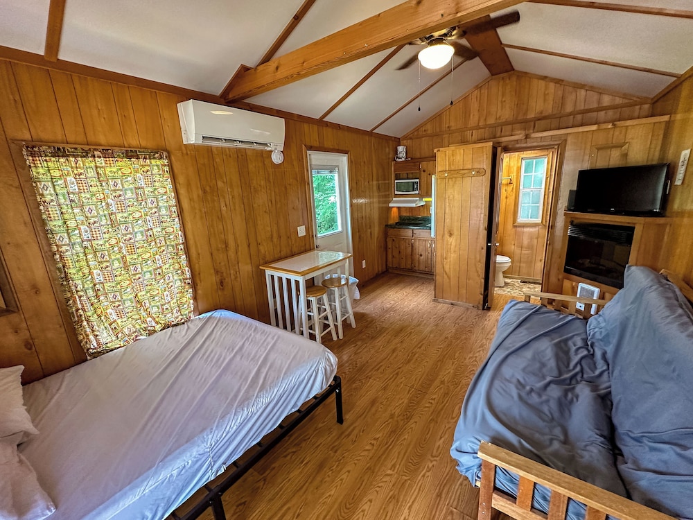 Basswood Resort - photo 9