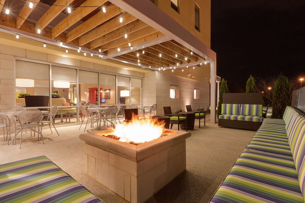 Home2 Suites by Hilton Canton - photo 29