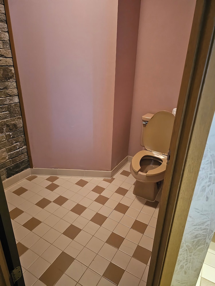 Travelodge by Wyndham Mackinaw City - photo 32