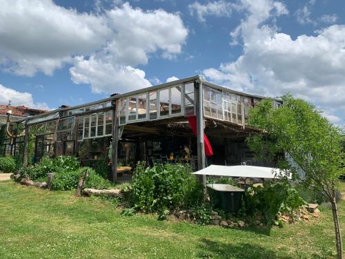 Le Petit Permadise - last minute hotel in Unknown City