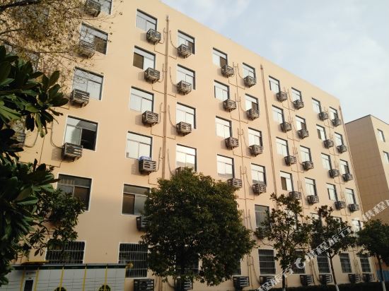 Lanting Rubik's Cube Hotel - last minute hotel in Wuhan