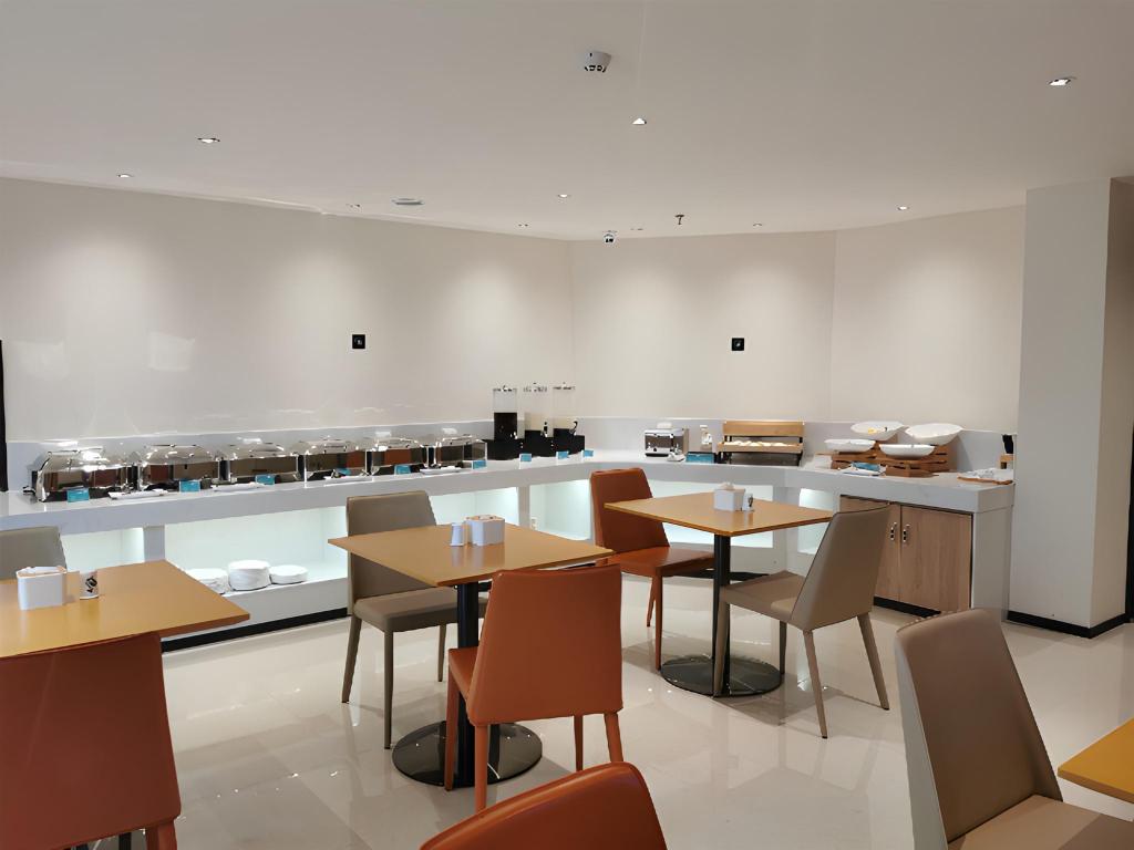 City convenient hotel - last minute hotel in Jiangmen