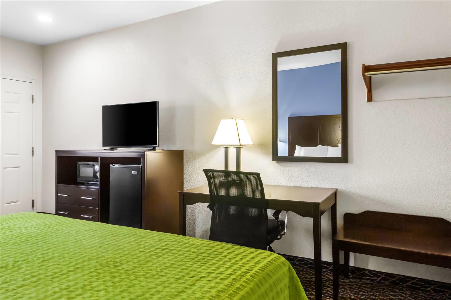 Econo Lodge Bryan TX - photo 27