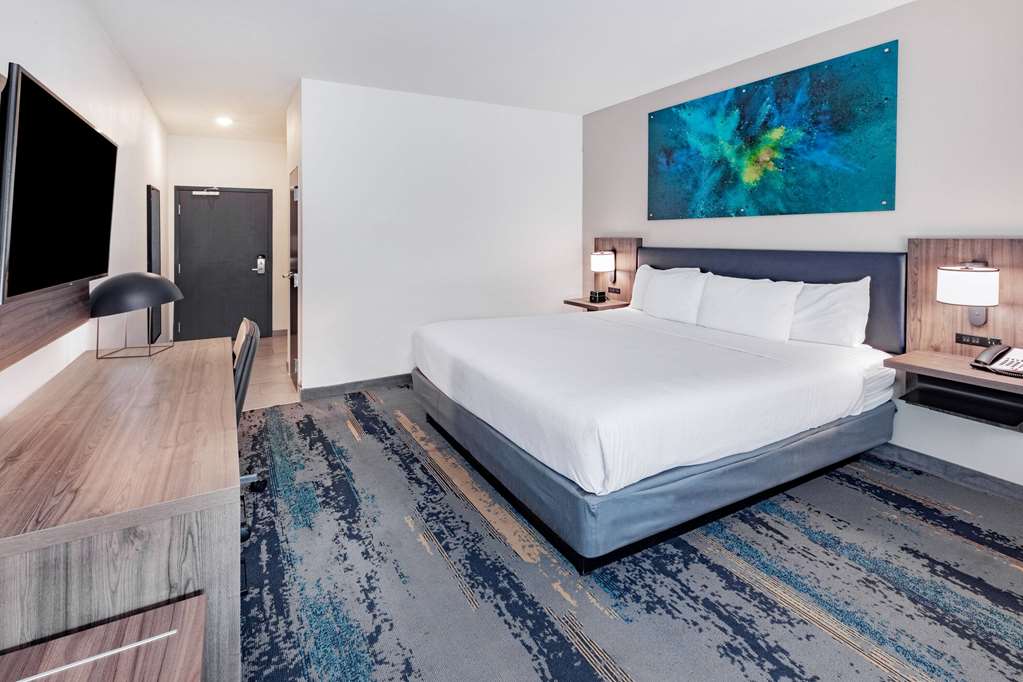 La Quinta Inn & Suites by Wyndham Texas City I 45 - photo 20