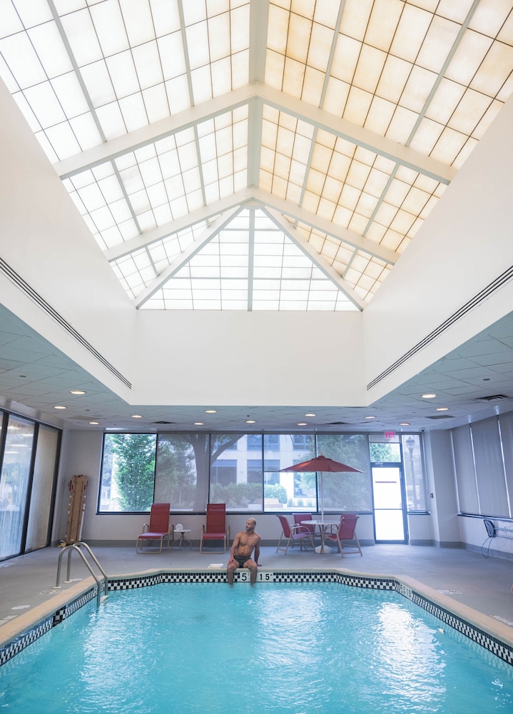 Sheraton Lincoln Harbor Hotel - photo 27