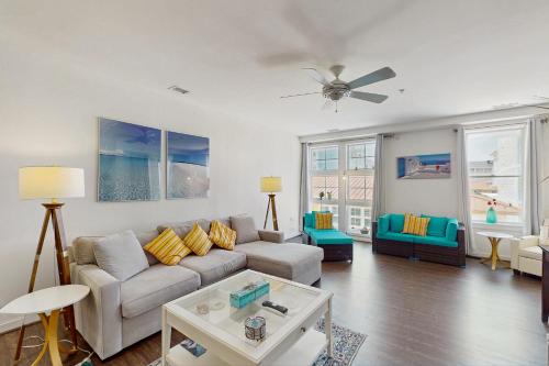 The Sanctuary Ave Via Leone B218 — 4-Star Luxury Hotel in Virginia Beach, United States