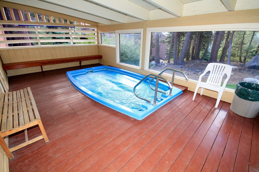 Mammoth Ski & Racquet Club - photo 61