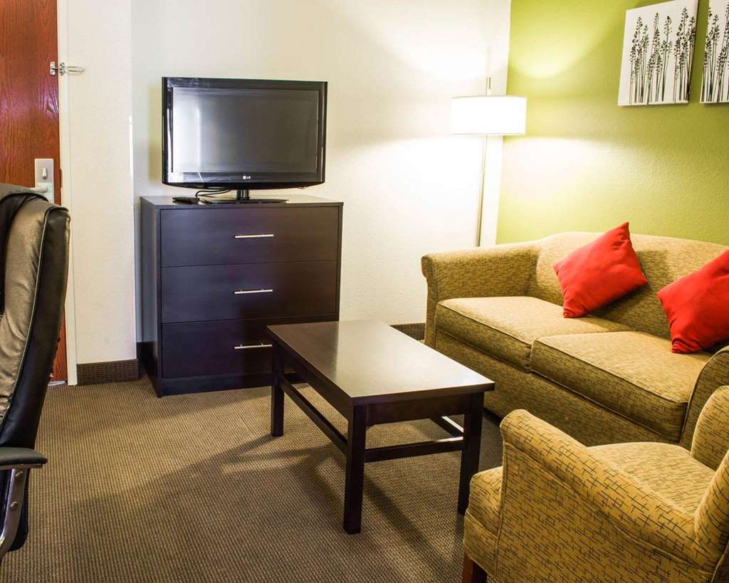 Sleep Inn & Suites Virginia Horse Center - photo 19