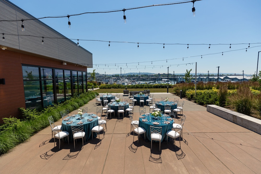 Hotel Indigo Everett Waterfront Place by IHG - photo 27