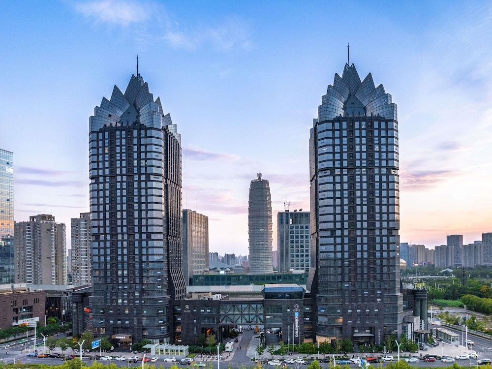 Novotel Zhengzhou Convention Centre — hotel in Zhengzhou