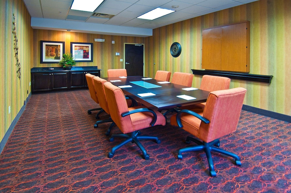 Hampton Inn & Suites Elk City - photo 29