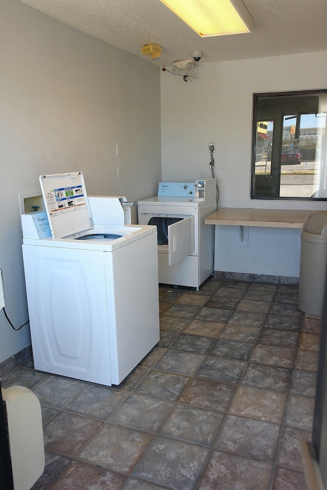 Motel6 Hattiesburg MS - photo 12