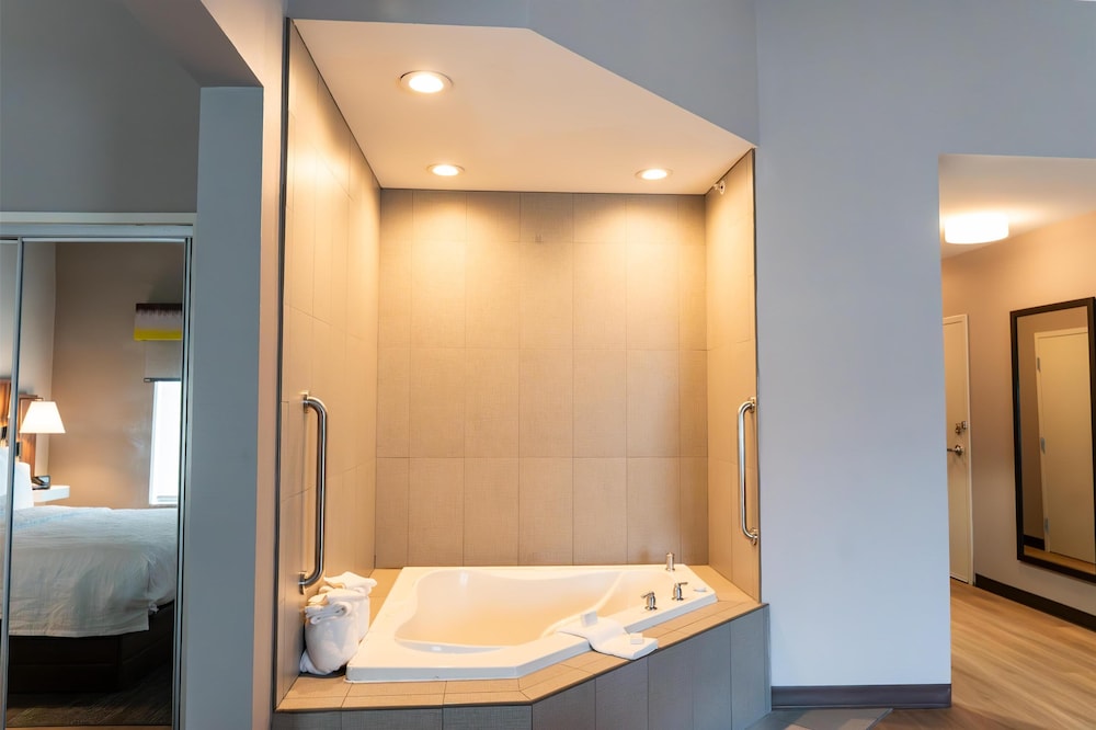 Hampton Inn Turnersville - photo 25