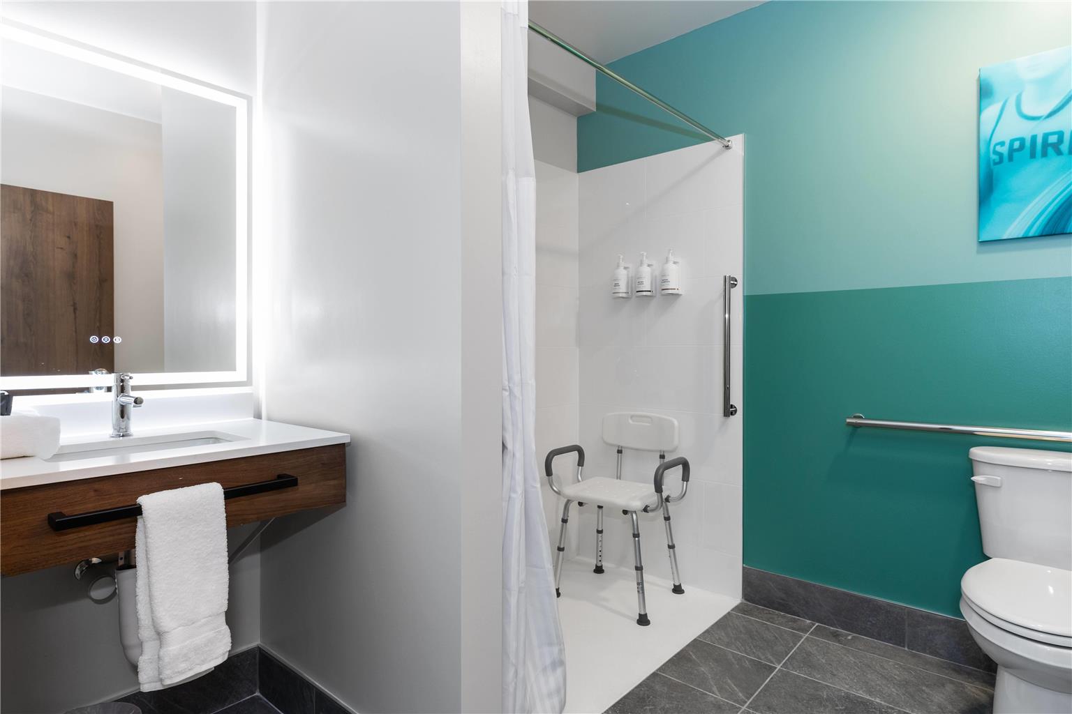 Wingate by Wyndham Geneva at SPIRE Academy - photo 31