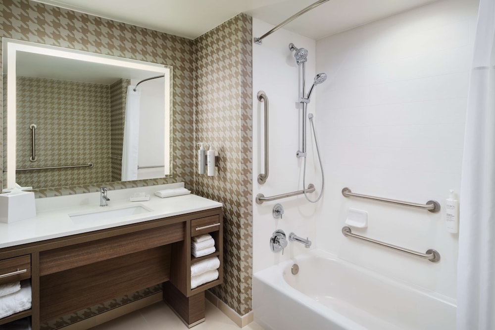Home2 Suites by Hilton Towson - photo 25
