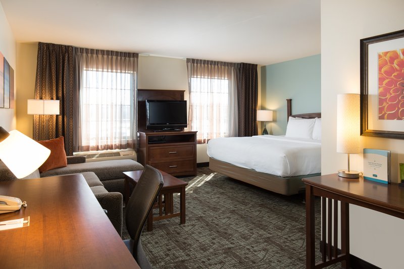 Staybridge Suites Sacramento Airport Natomas - photo 2