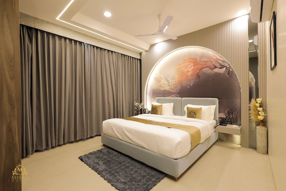 The Meera Hotel — Ujjain