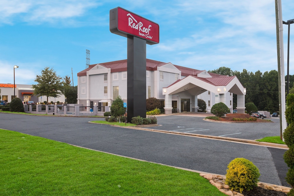 Red Roof Inn & Suites Newnan - featured photo