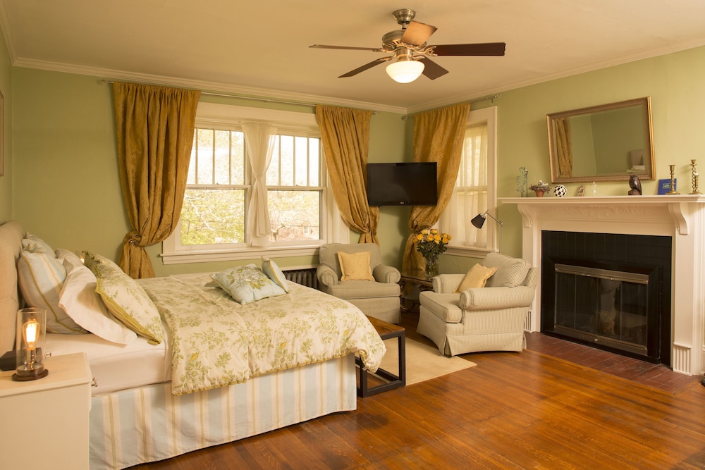 Sweet Biscuit Inn - photo 14