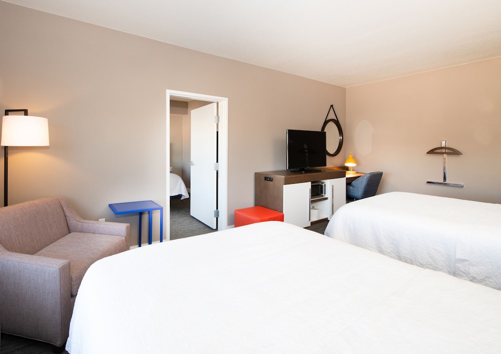 Hampton Inn Phoenix Airport North - photo 9