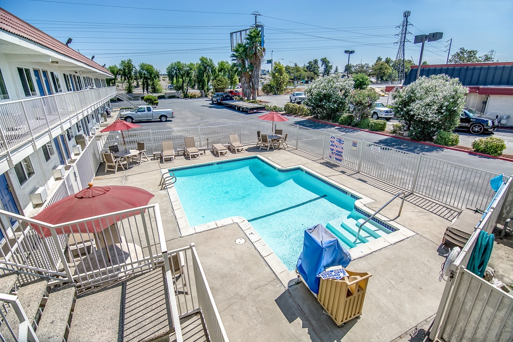 Motel 6 Stockton CA Charter Way West - photo 14