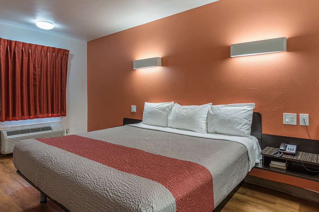 Motel 6 Texarkana AR - photo 8