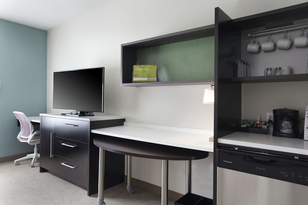 Home2 Suites by Hilton Louisville Airport Expo Center KY - photo 12