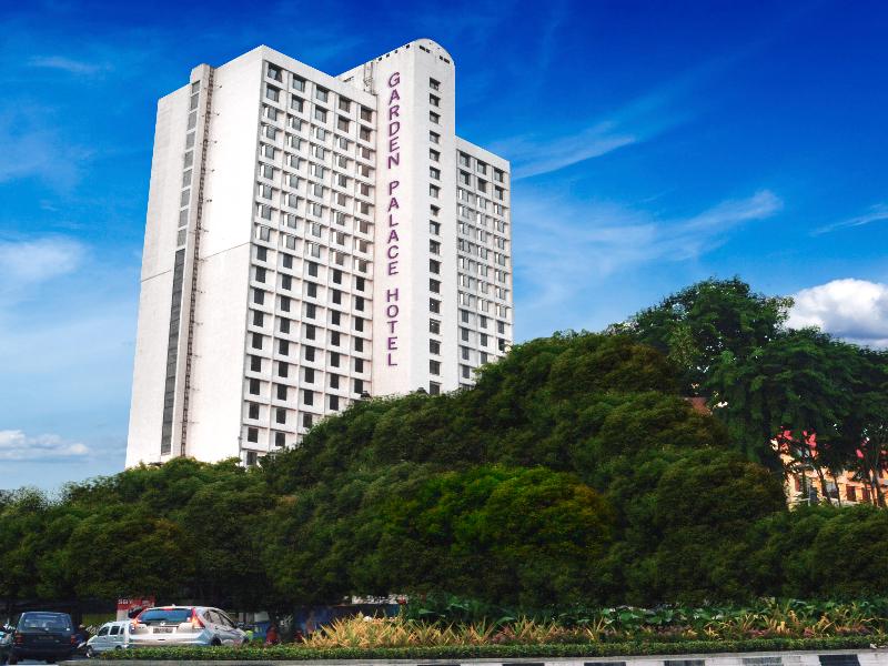 Garden Palace Hotel Powered By Archipelago — 4-Star Luxury Hotel in Surabaya, Indonesia