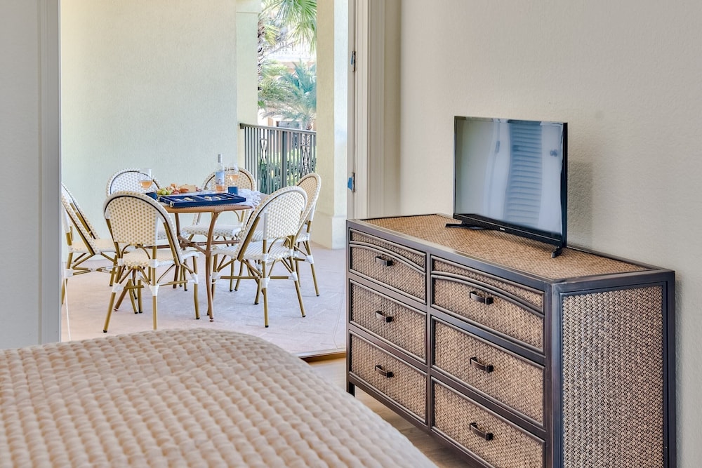 Sand Dollar by Avantstay Spectacular Beachside Oasis w Gorgeous Views - photo 5