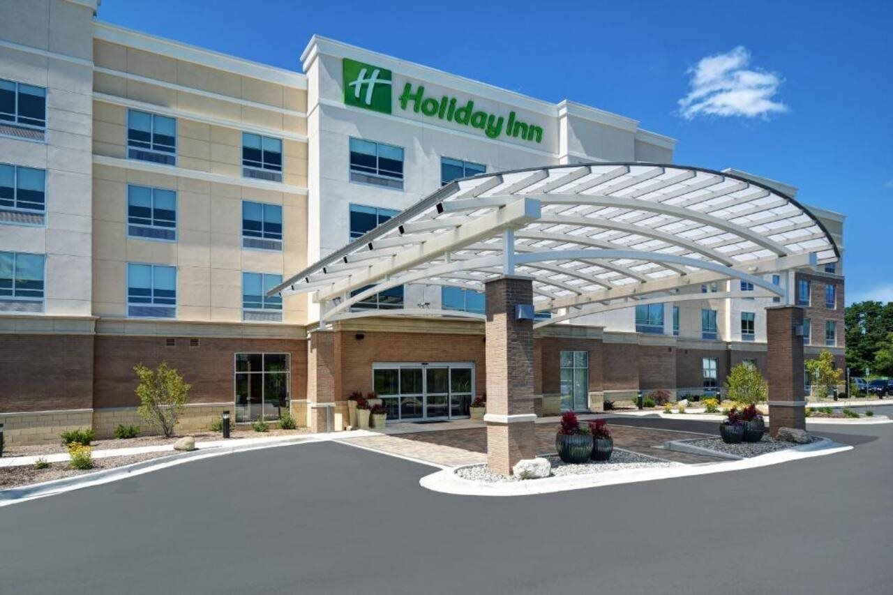Holiday Inn Grand Rapids North Walker By Ihg — Grand Rapids