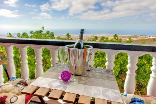 Marody House Vacacional — 4-Star Luxury Hotel in Granadilla De Abona, Spain