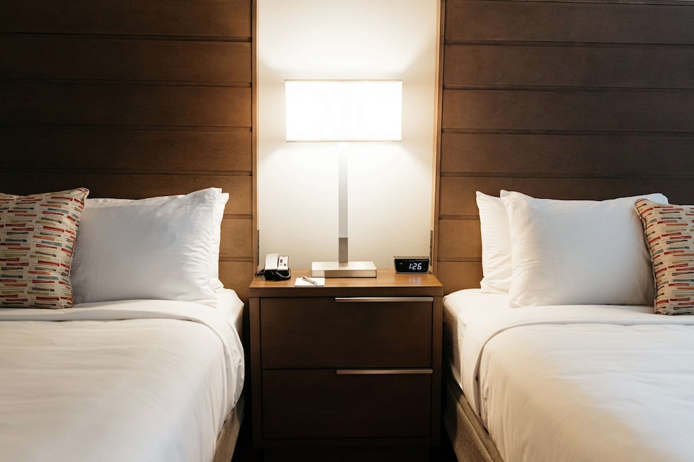 Revel Hotel Des Moines Urbandale Tapestry Collection by Hilton - photo 65