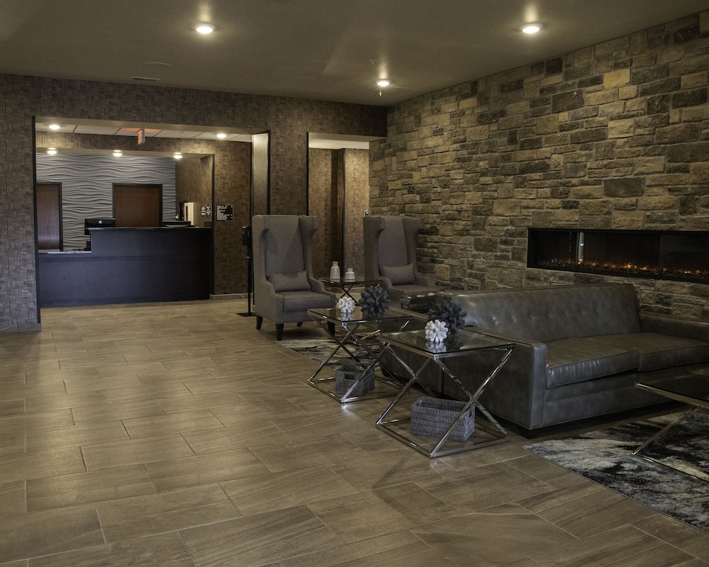 Cobblestone Hotel & Suites Two Rivers - photo 13