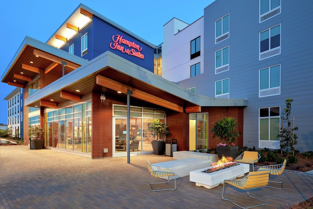 Hampton Inn & Suites San Diego Airport Liberty Station - photo 54